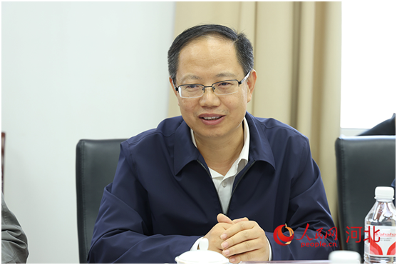 河北省公安廳黨委委員、政治部主任齊建政致辭。人民網(wǎng)記者 李兆民攝