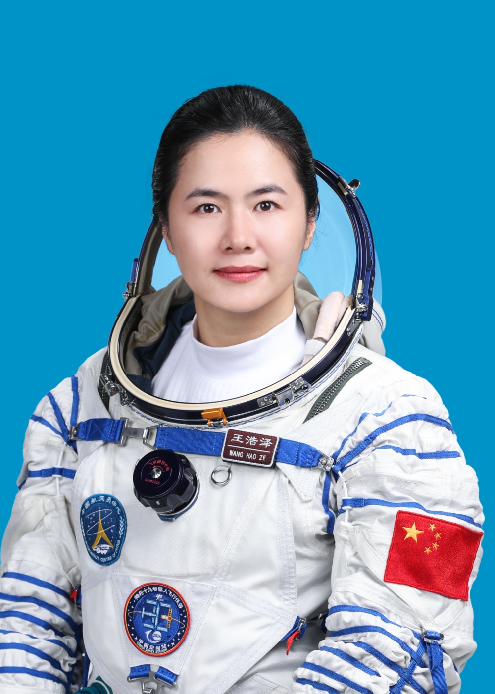 這是神舟十九號航天員王浩澤。執(zhí)行神舟十九號載人飛行任務(wù)的航天員乘組由蔡旭哲、宋令東、王浩澤3名航天員組成。蔡旭哲擔(dān)任指令長。新華社發(fā)