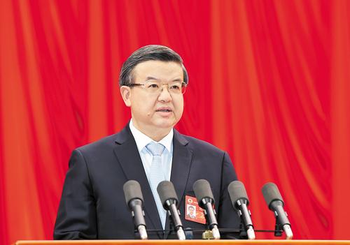 1月12日上午，政協(xié)河北省第十三屆委員會第三次會議在河北會堂開幕。省委書記、省人大常委會主任倪岳峰出席會議并講話。本報記者 趙海江攝